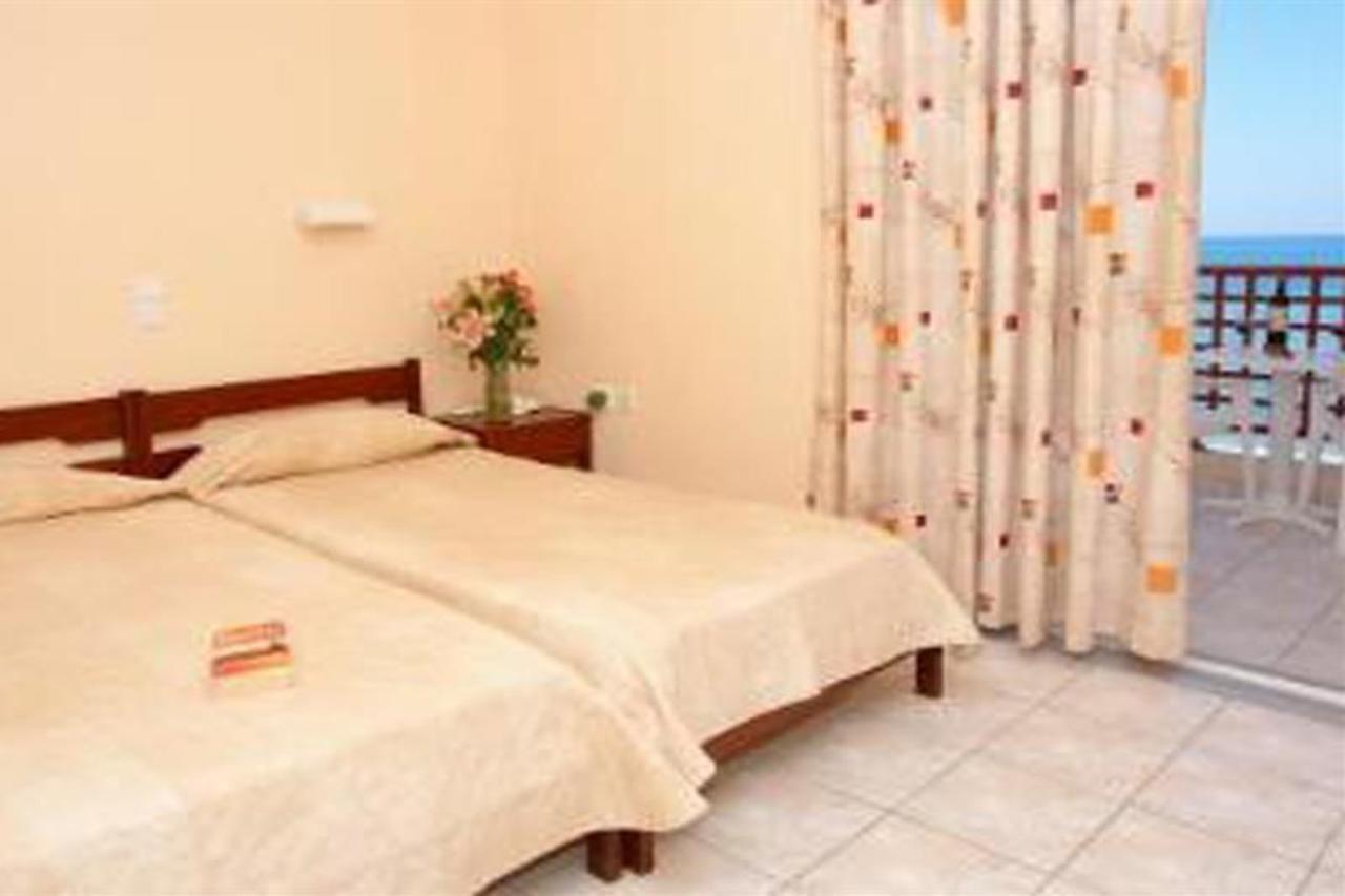 Danaos Beach Apartments Sfáka Dış mekan fotoğraf